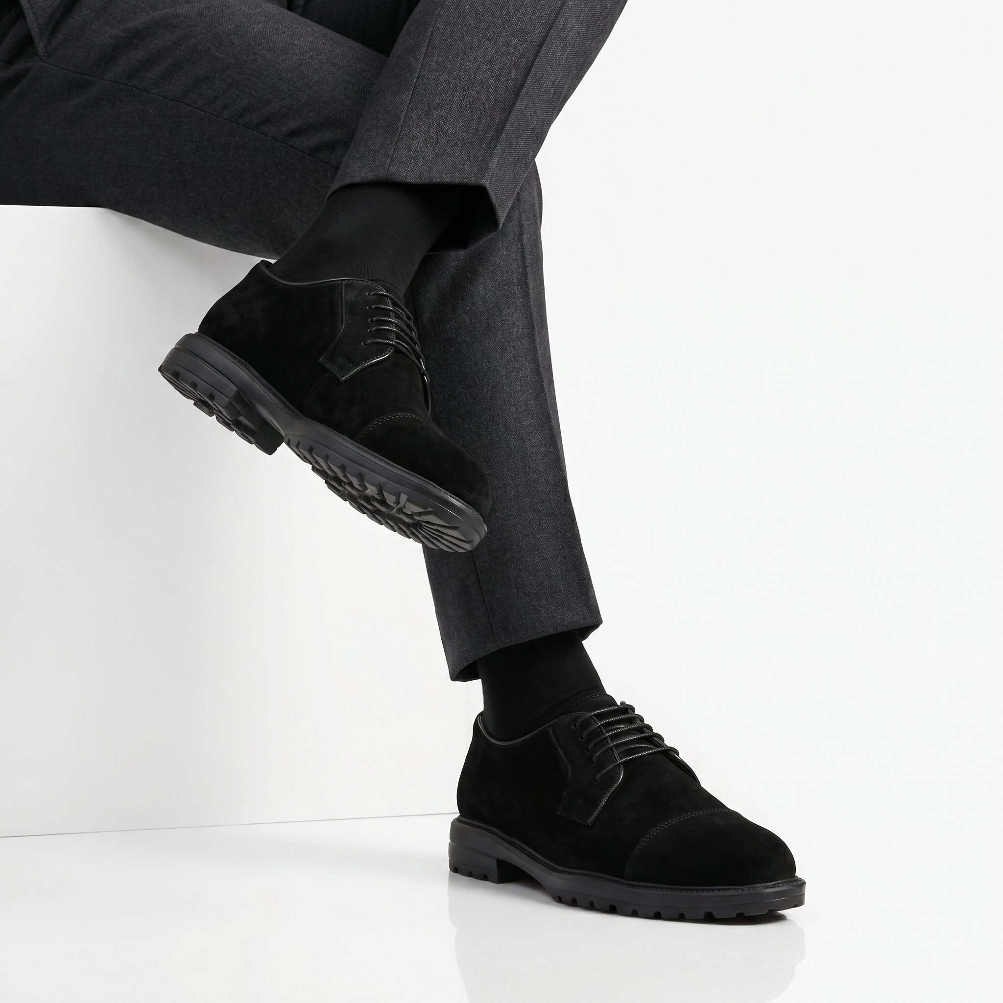 Byron – Chaussures de ville en Cuir Noir.