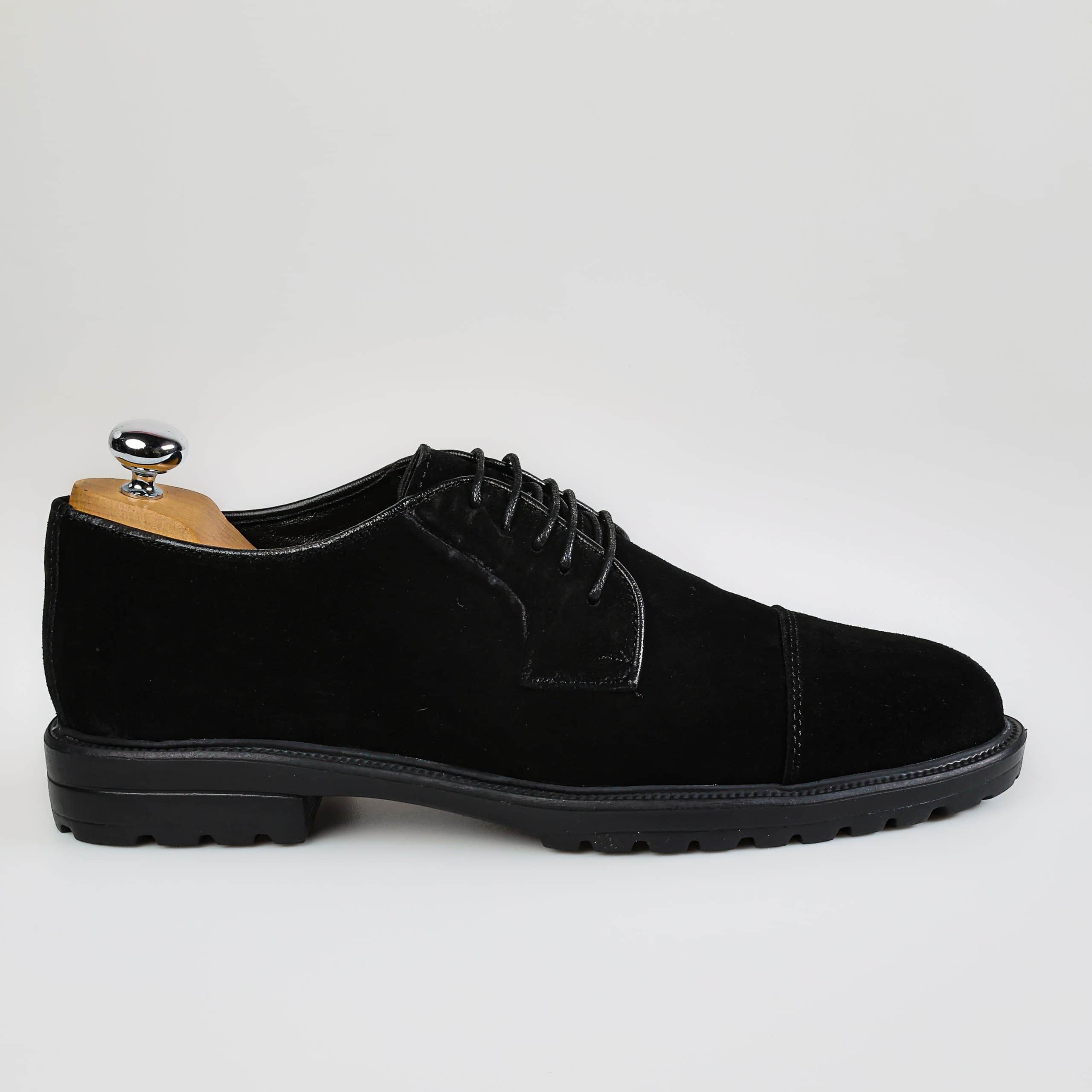 Byron – Chaussures de ville en Cuir Noir.