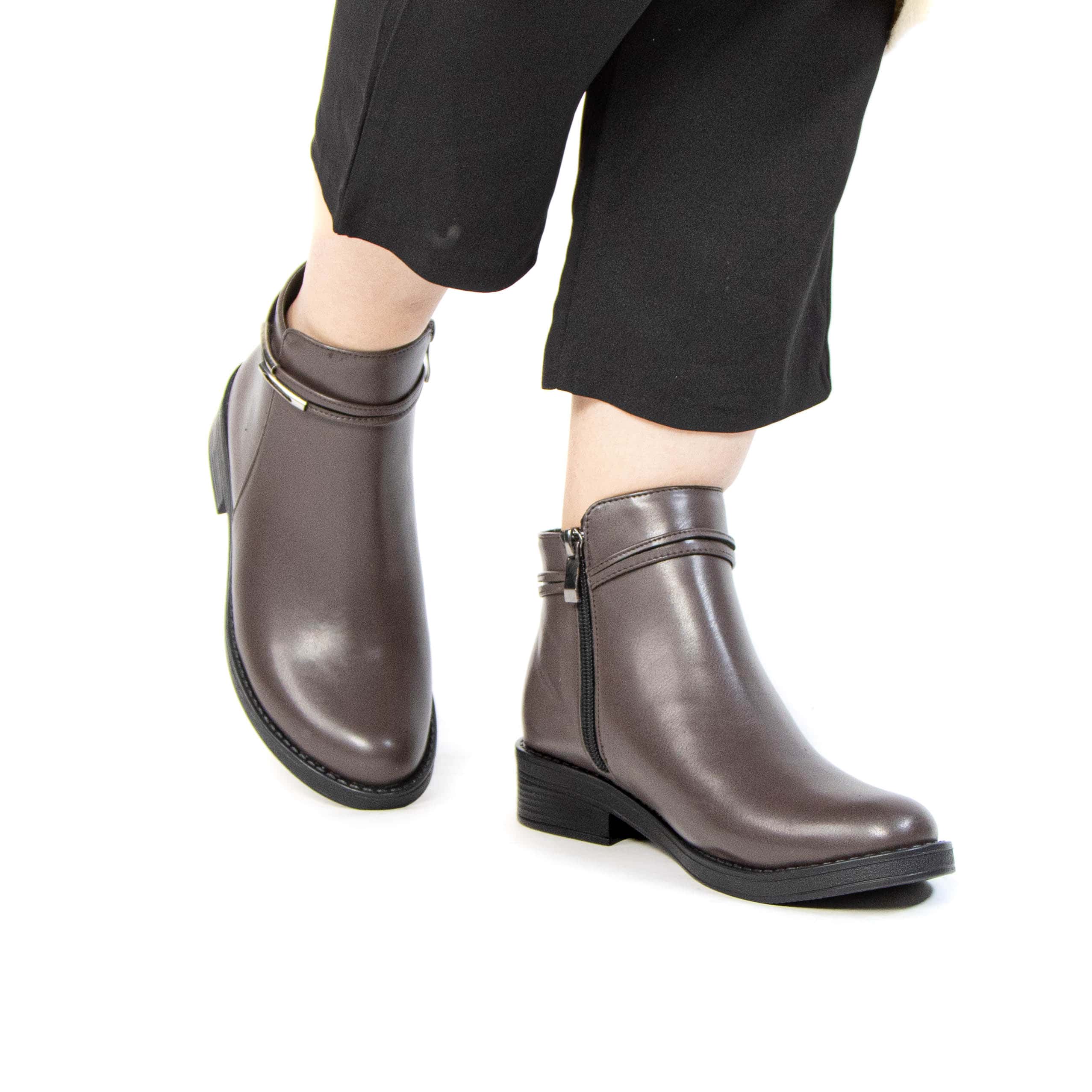 ZION – Bottines Femmes en Marron.