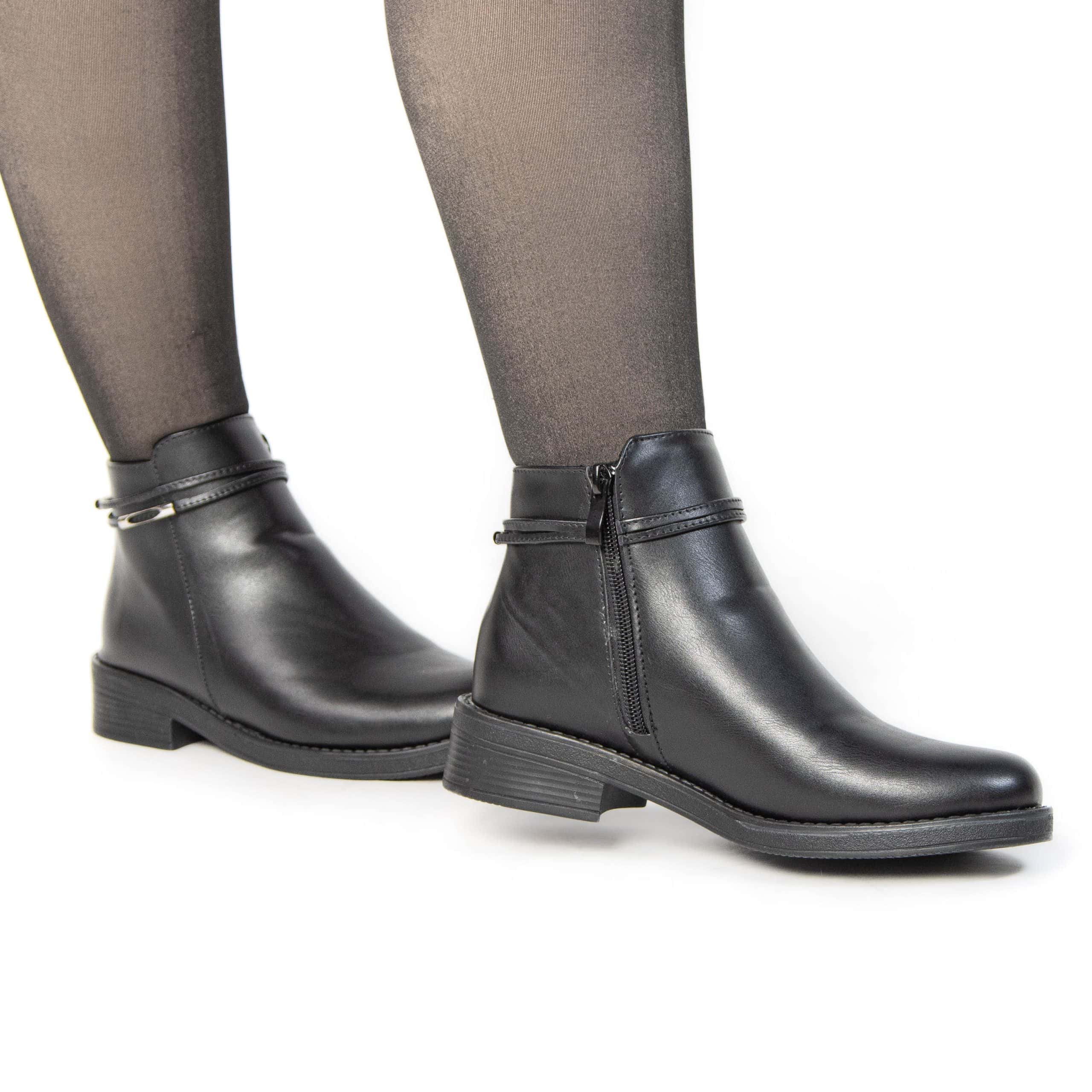 ZION – Bottines Femmes en Noir.