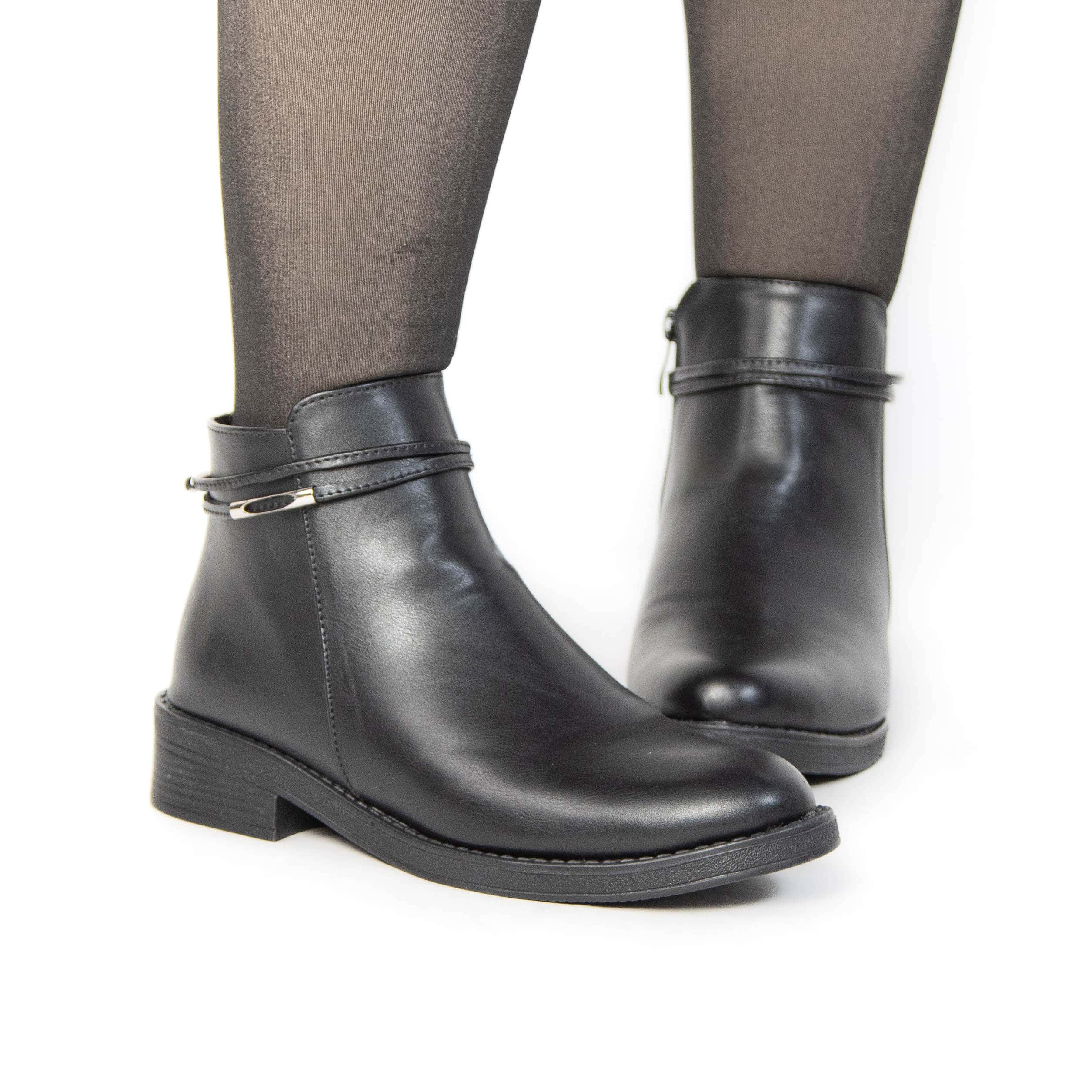ZION – Bottines Femmes en Noir.